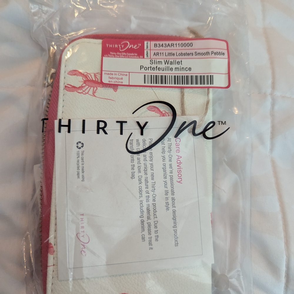 Thirty-One Lobster Print Wallet in White and Pink